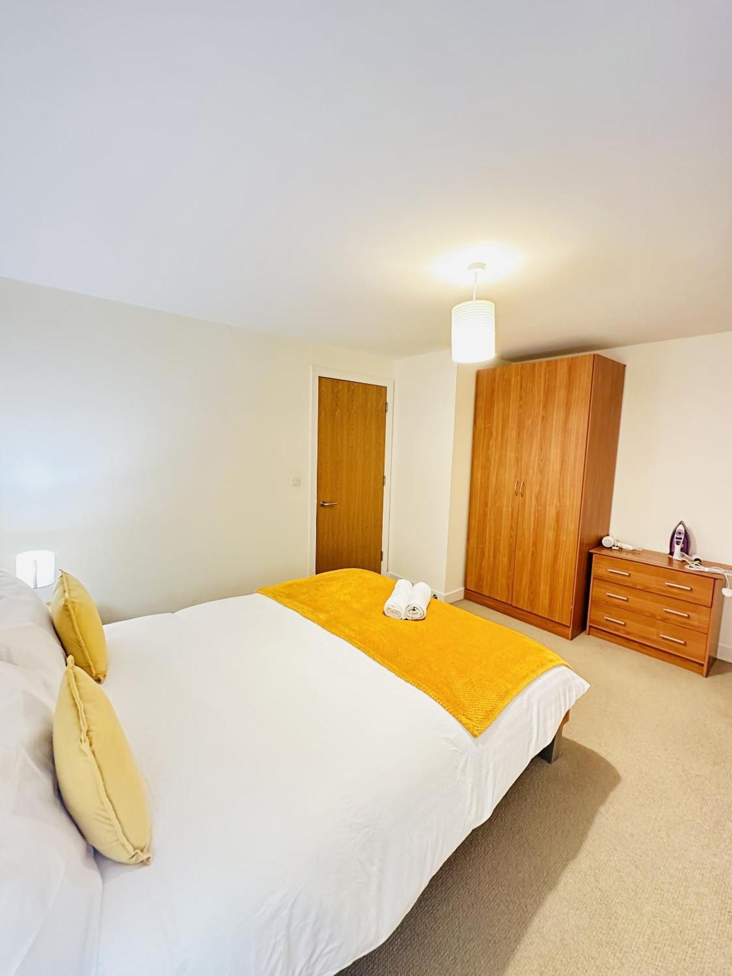Cosy Modern Tower Bridge Apartment لندن الغرفة الصورة
