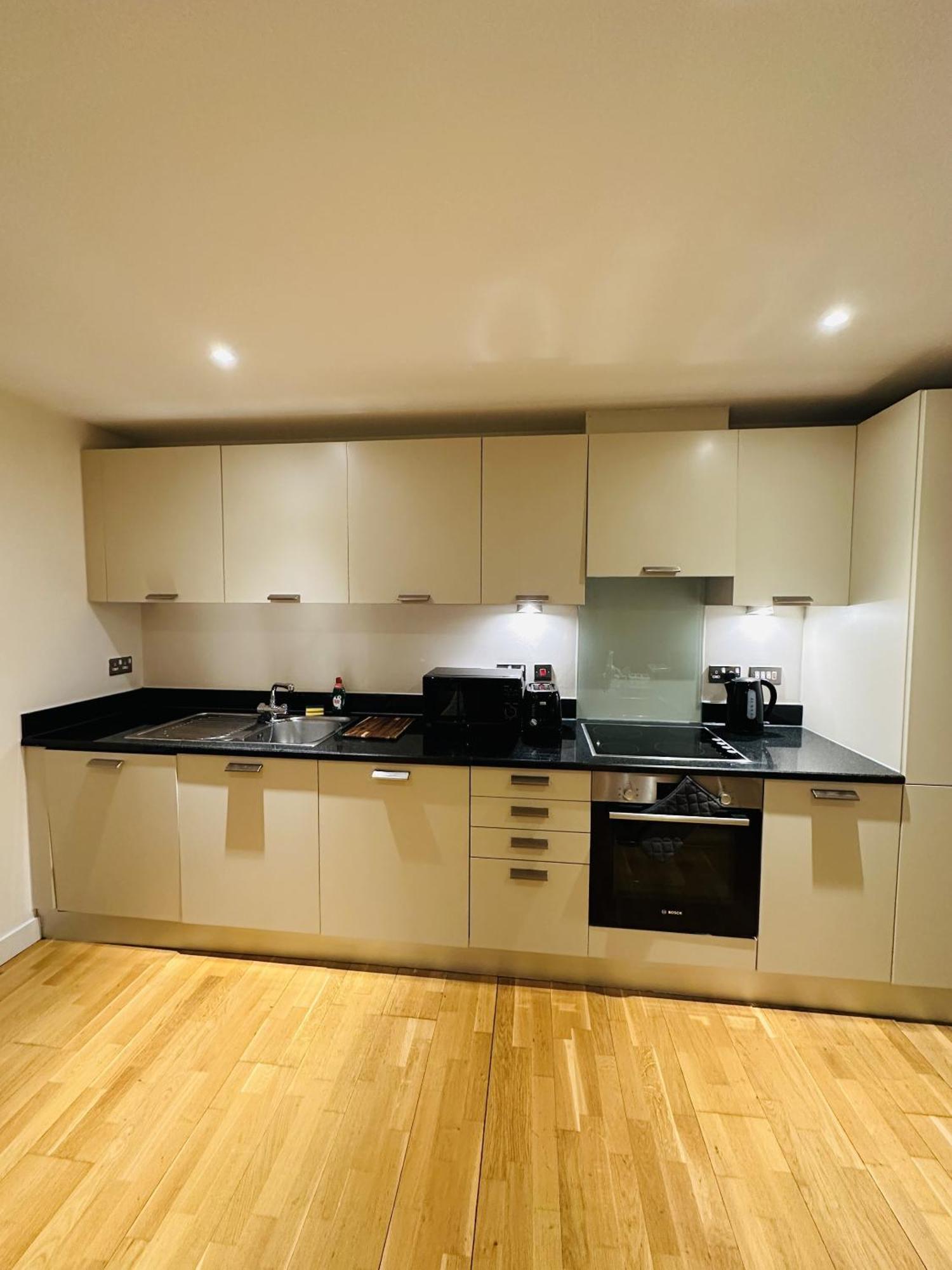 Cosy Modern Tower Bridge Apartment لندن الغرفة الصورة